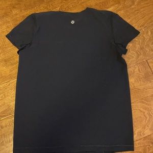 Lululemon crew with pocket